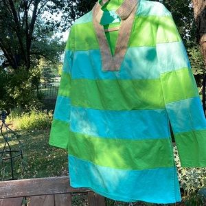 Sail to Sable tunic top.  Size Large.  Excellent condition.